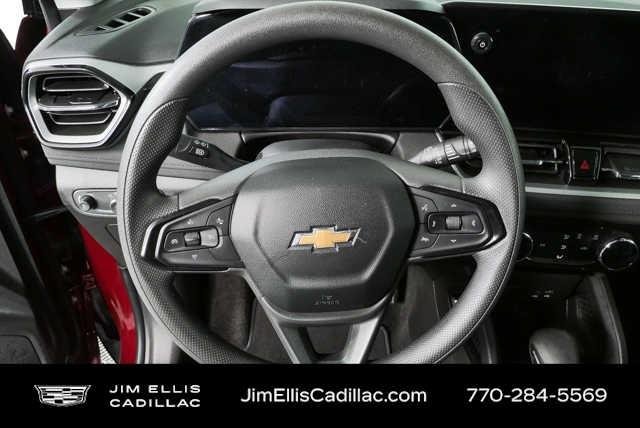 Used 2025 Crimson Metallic Chevrolet LT image 8