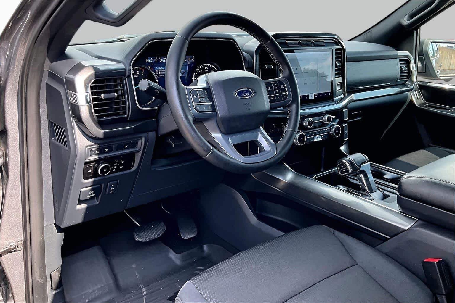 Used 2023 Carbonized Gray Metallic Ford XLT image 18