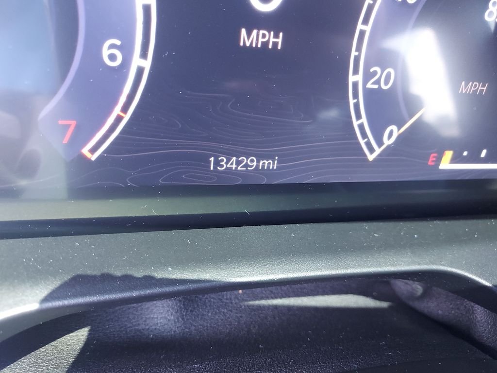 Used 2025 White Jeep Limited image 25
