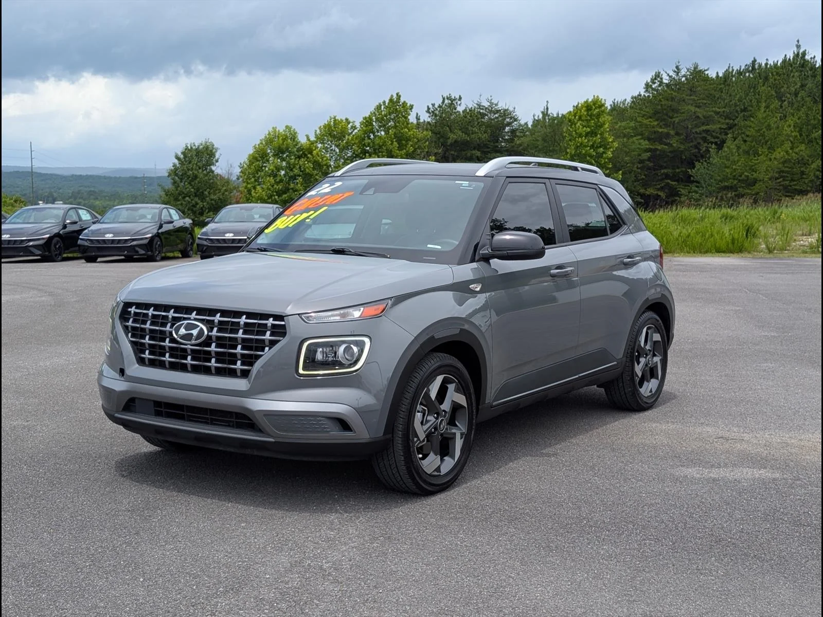 Used 2022 Galactic Gray R3g Hyundai Limited image 3
