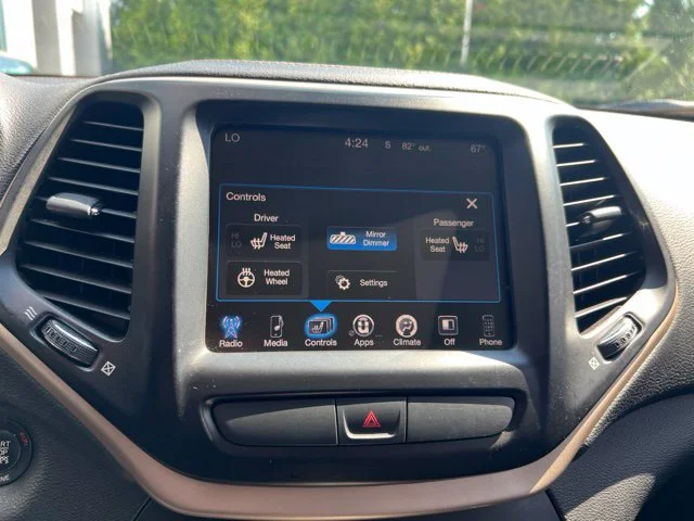 Used 2016 Red Jeep Limited image 20
