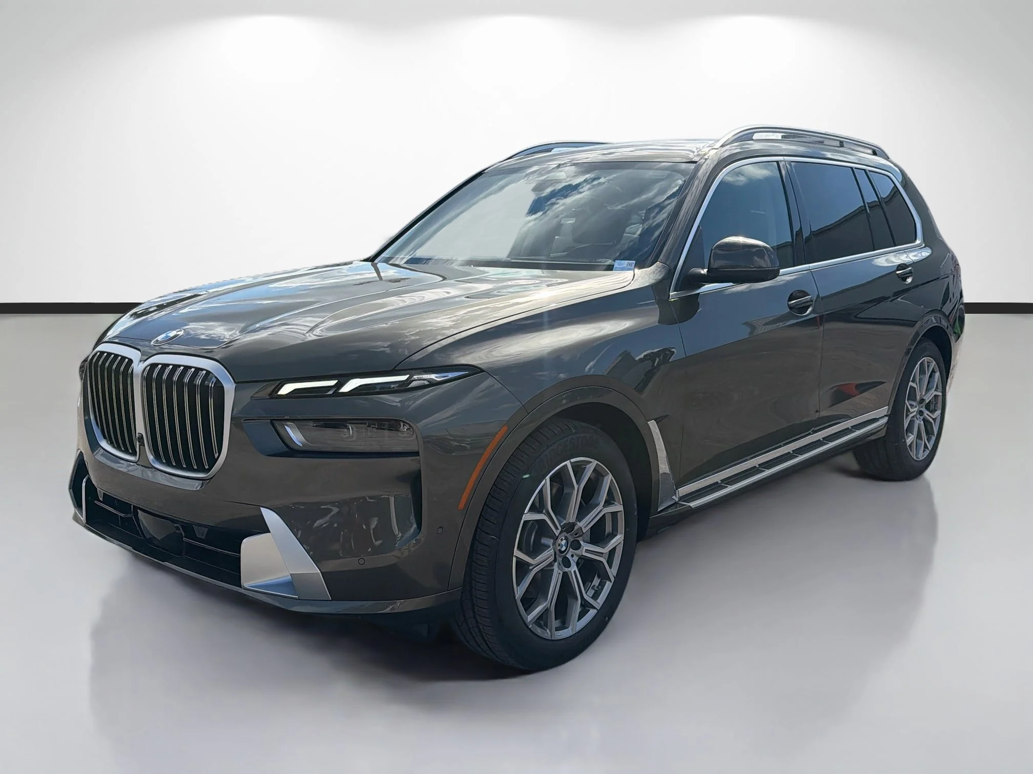 New 2027 Manhattan Green Metallic BMW xDrive40i image 7