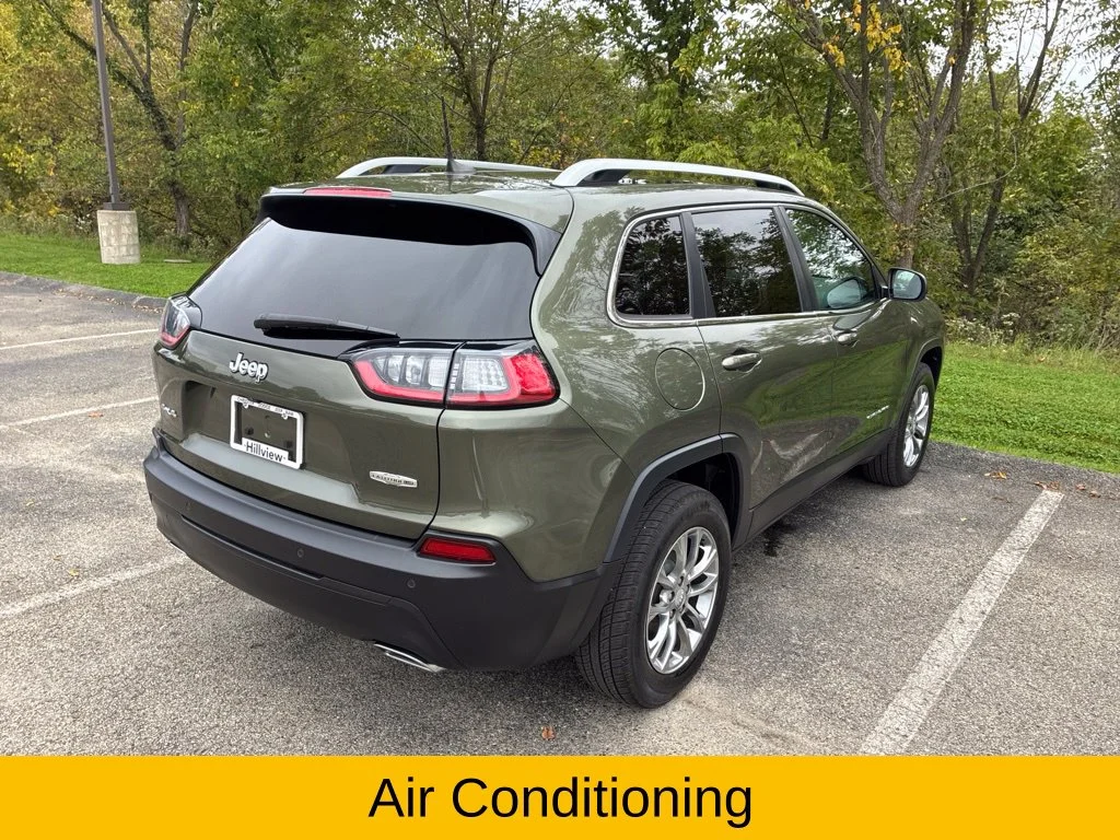 Used 2021 Olive Green Jeep Latitude Lux image 7