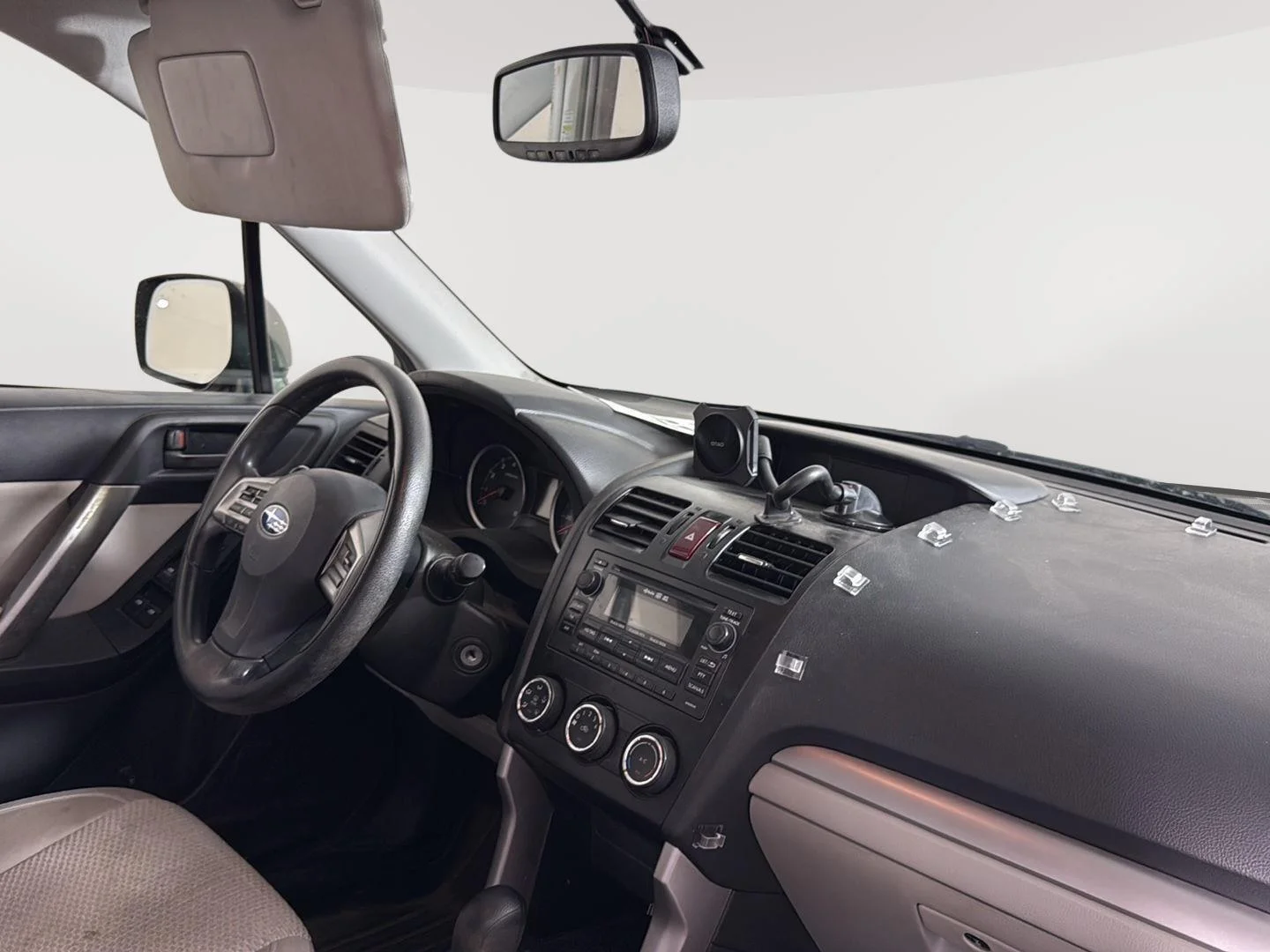 Used 2014 Green Subaru 2.5i Premium image 6