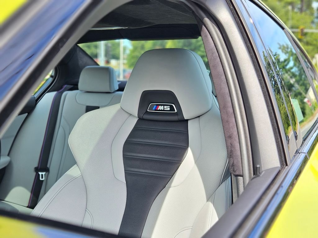 Certified Used 2023 Special Order Color BMW Base image 57