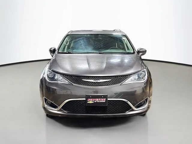 Used 2019 Chrysler Pacifica Touring L with VIN 2C4RC1BG3KR508597 for sale in Tallmadge, OH