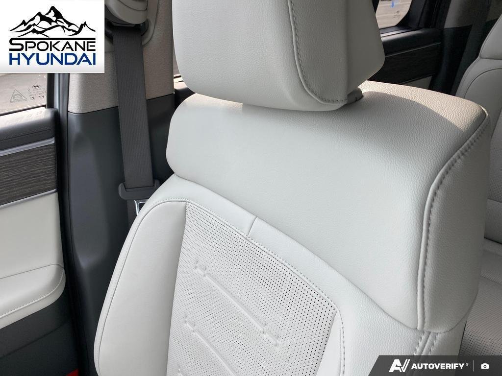 New 2027 Serenity White Hyundai Limited 7P image 23