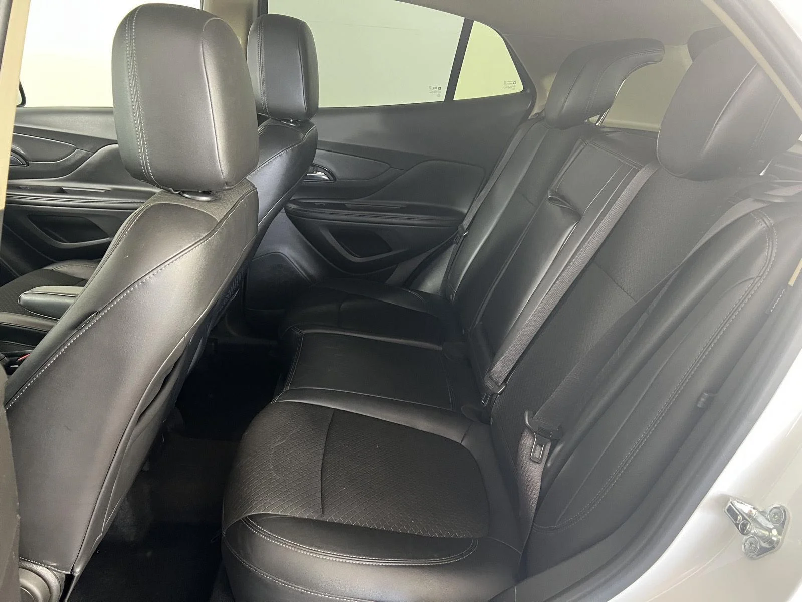 Used 2019 Summit White Buick Sport Touring image 23