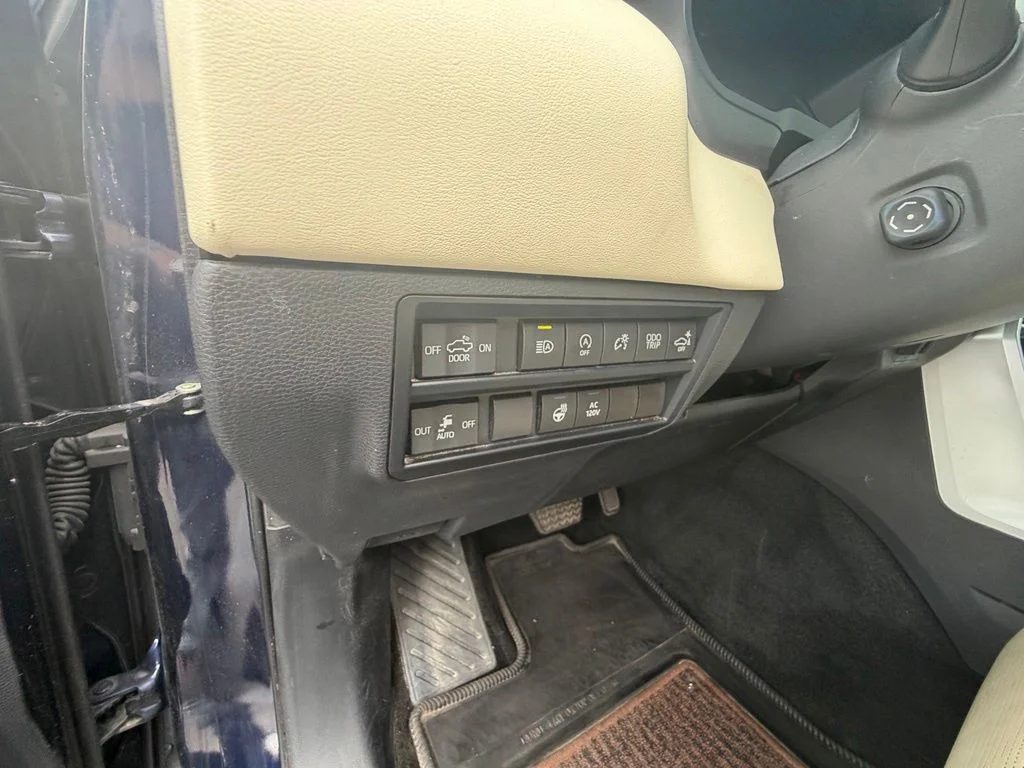 Used 2023  Toyota 1794 image 23