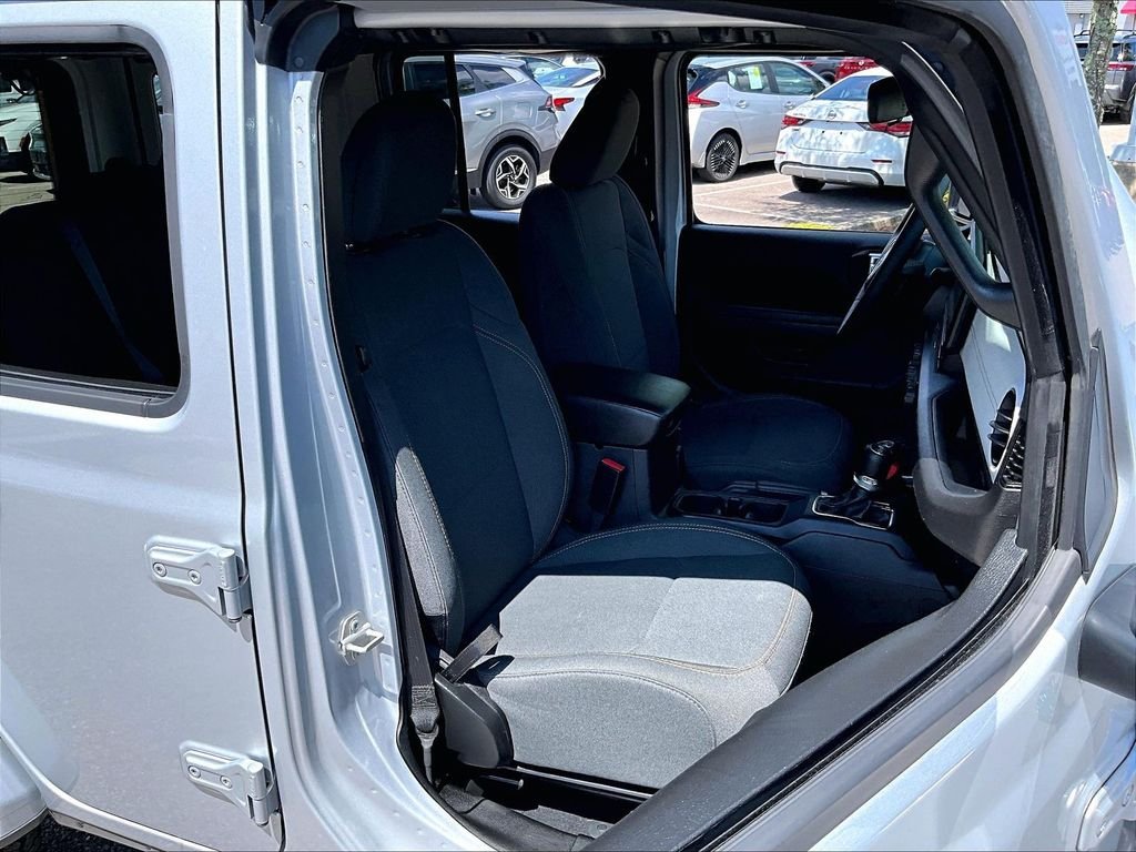 Used 2024 Silver Jeep Sport S 4xe image 11