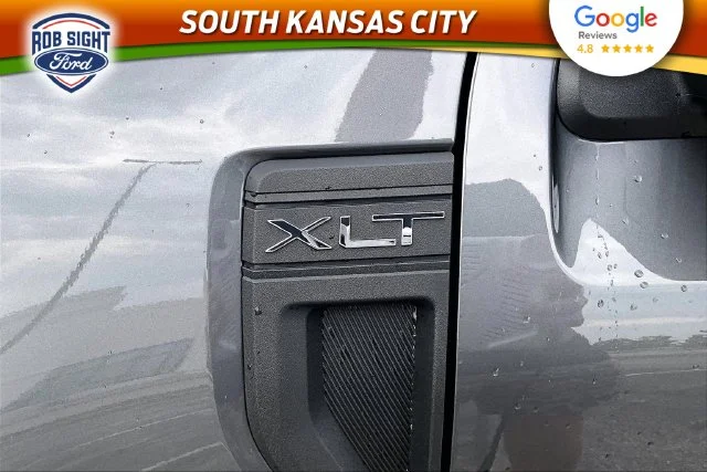New 2026 Carbonized Gray Metallic Ford XLT image 9