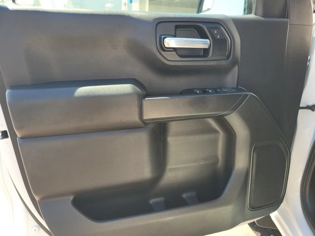 2023 Chevrolet Silverado 1500 Custom - Photo 20