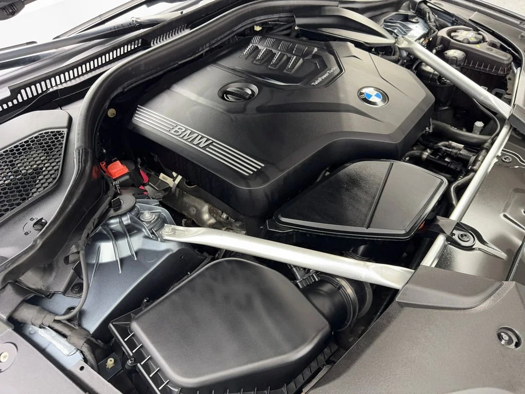 Used 2022 Blue BMW 530i xDrive image 79