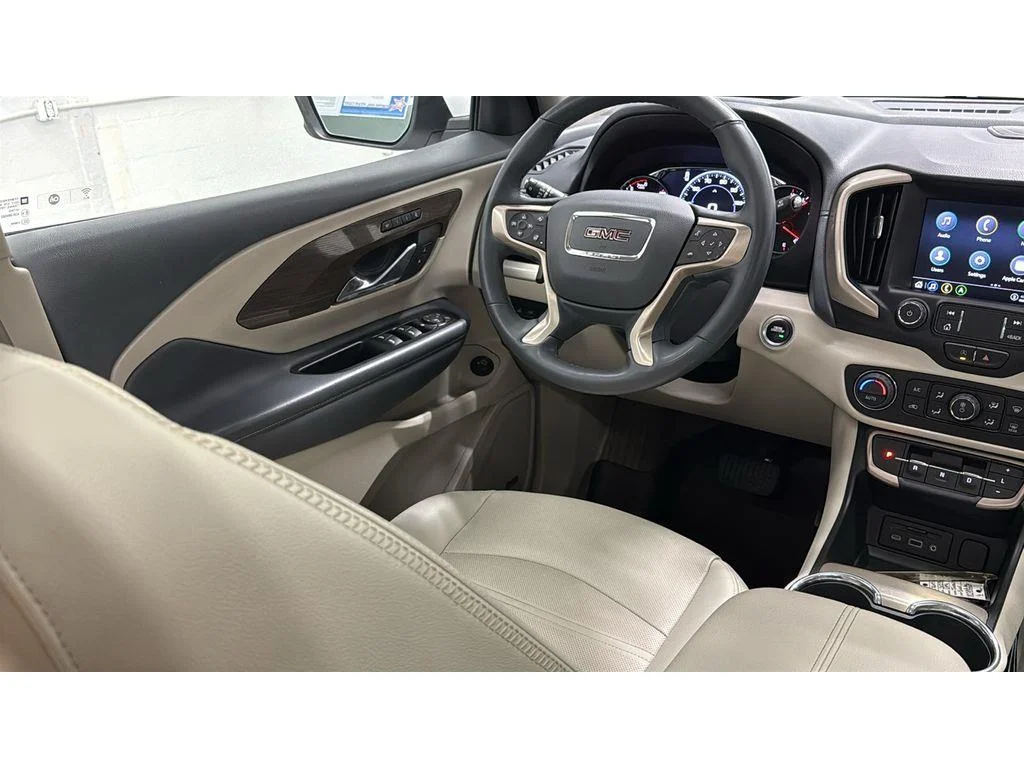Certified Used 2023 White Frost Tricoat GMC Denali image 38