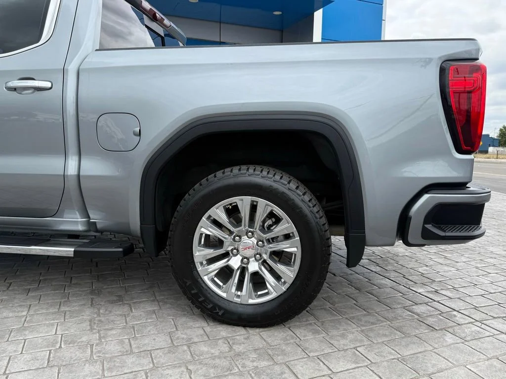 Used 2023 Sterling Metallic GMC Denali image 9