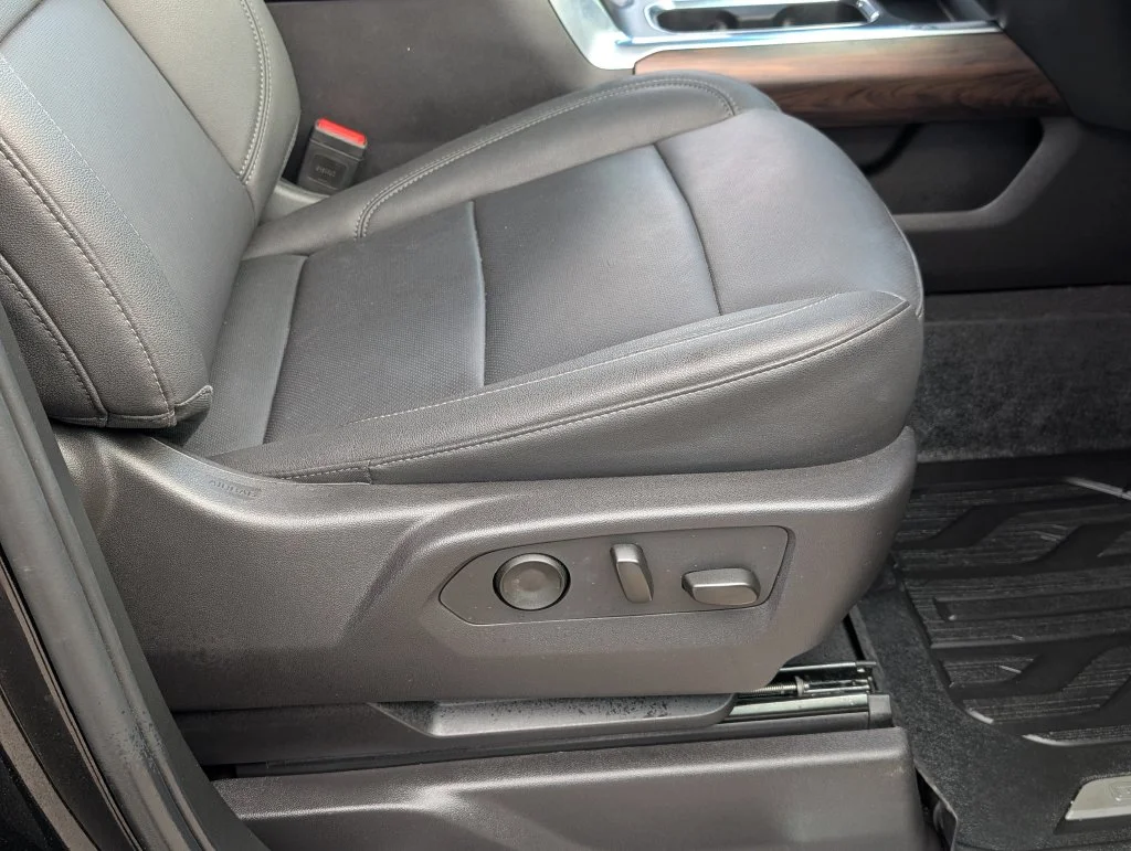 Used 2024 Black GMC SLT image 42