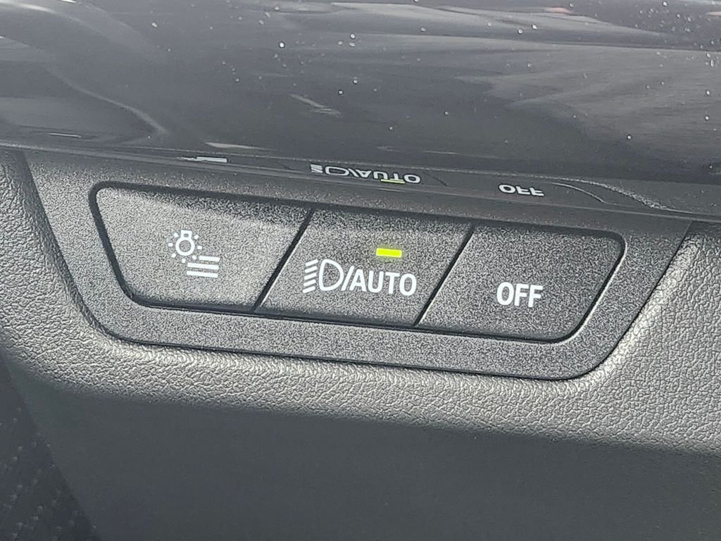 Used 2026 Blue BMW xDrive28i image 26