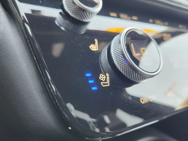 Certified Used 2025 Mineral INFINITI LUXE image 28