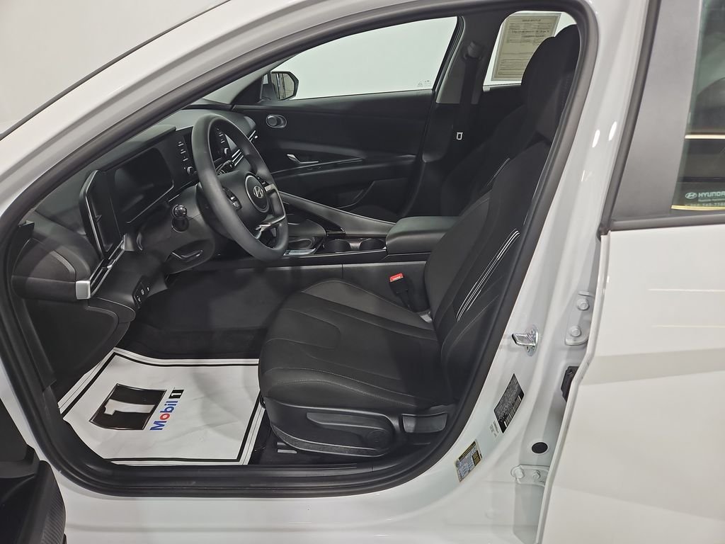 Certified Used 2025 White Hyundai Blue image 11