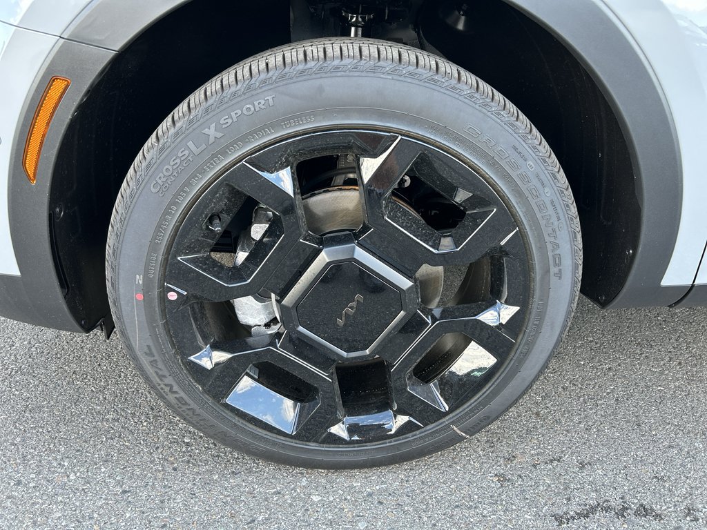 New 2026 Wolf Gray Kia X-Line SX AWD image 8