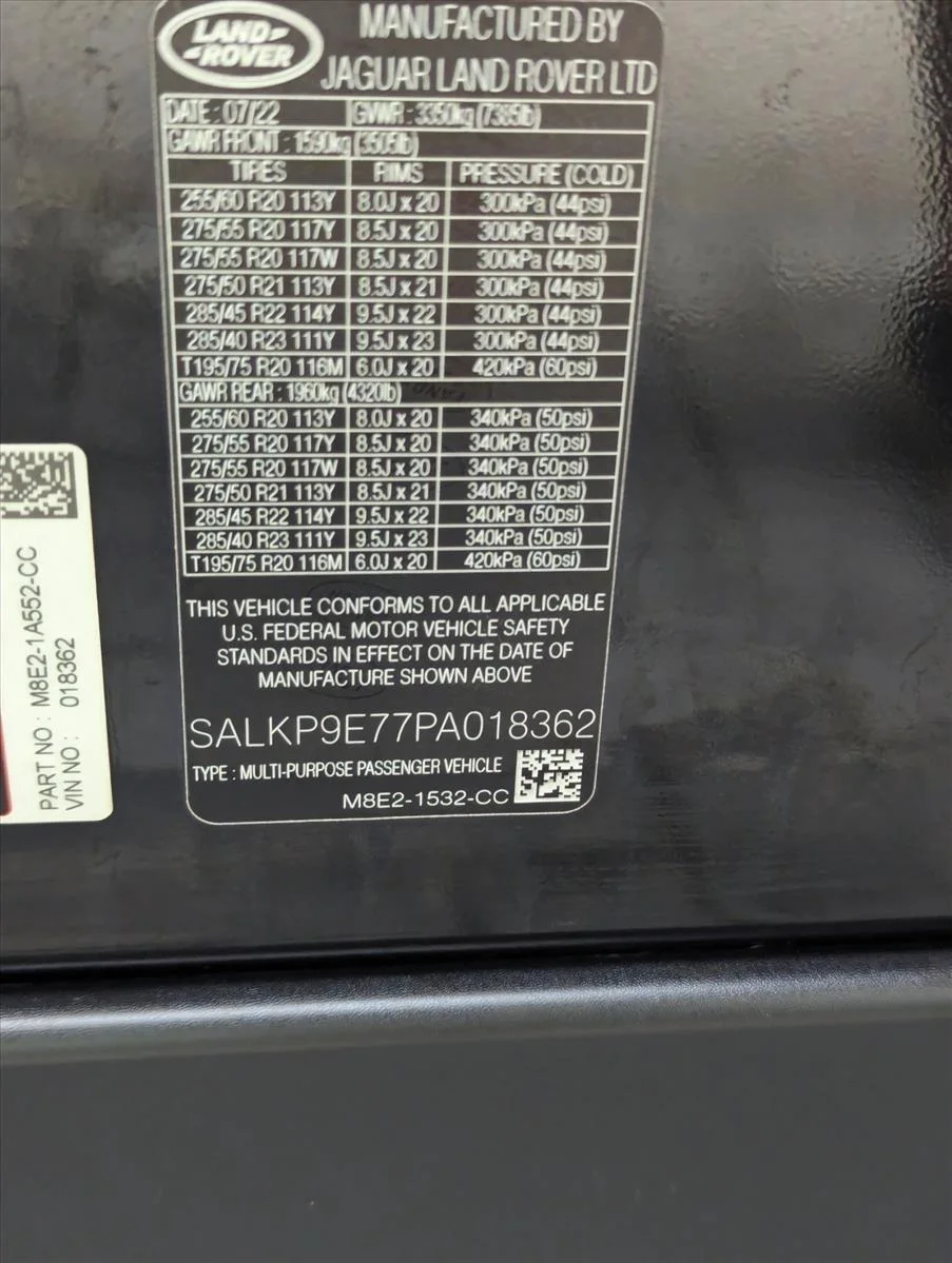 Used 2023 Black Land Rover SE image 24