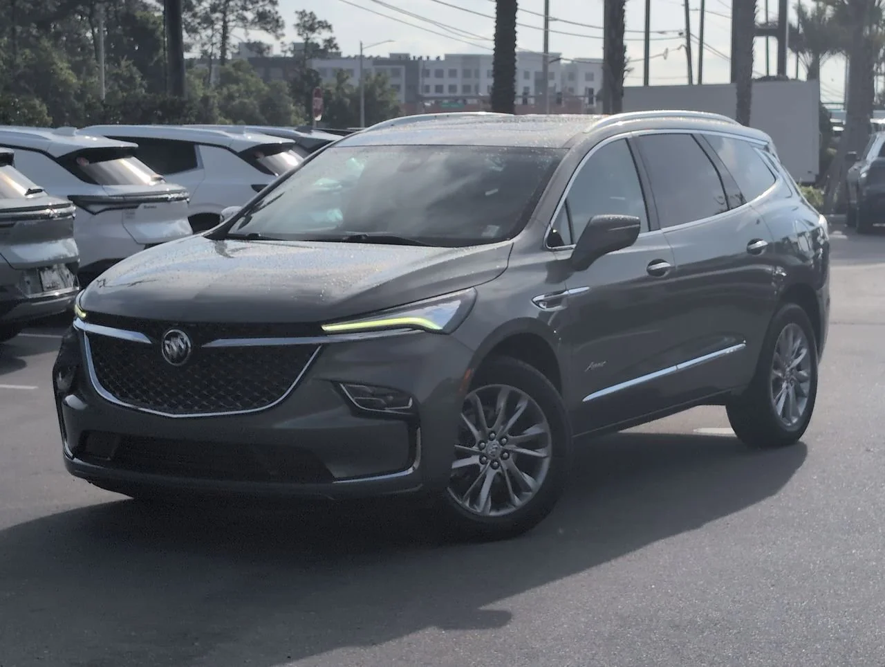 2023 Buick Enclave Avenir's photo