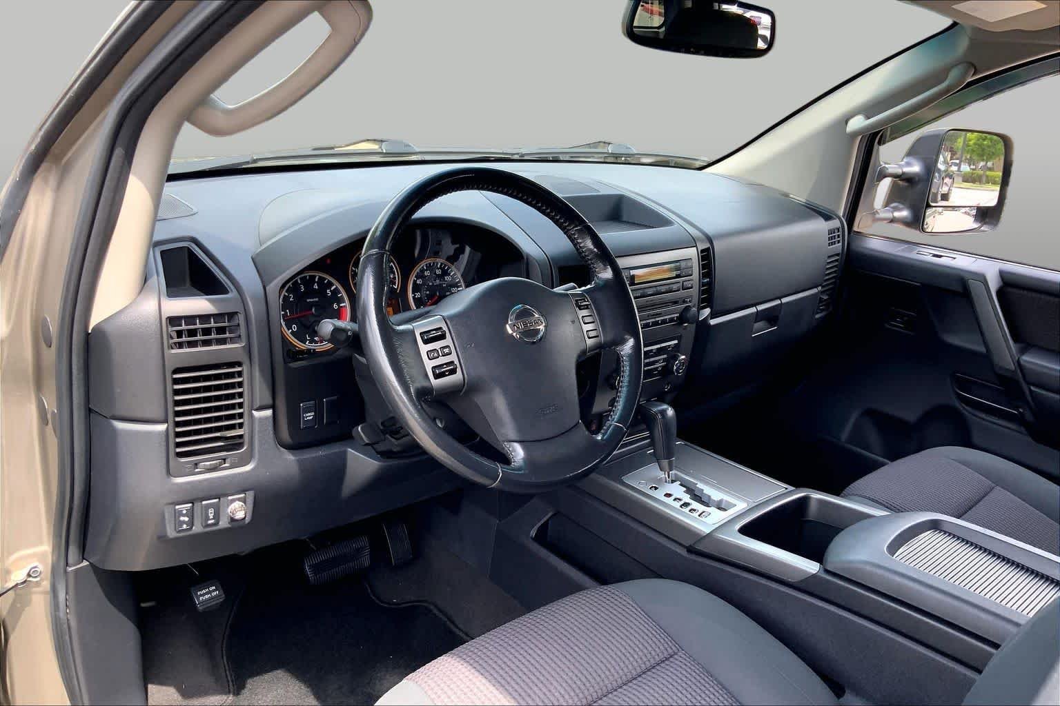 Used 2008 Desert Stone Metallic Nissan LE image 17