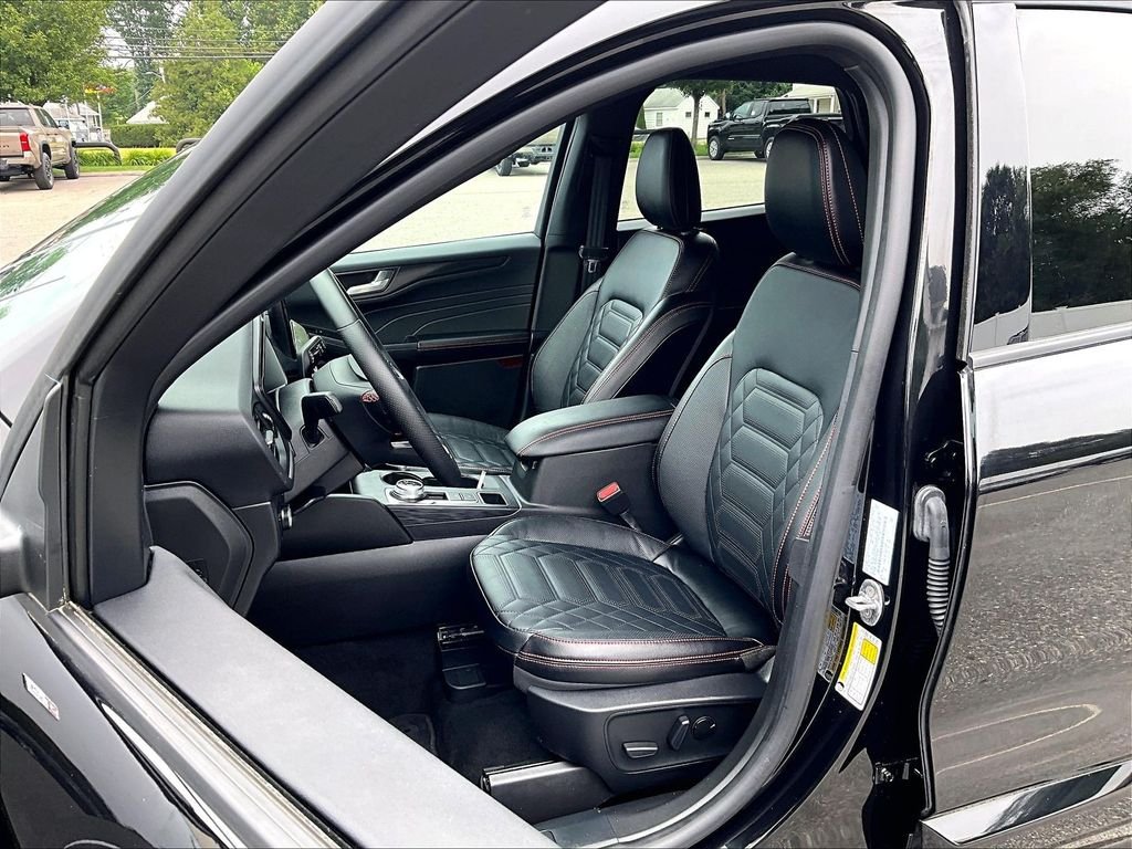 Used 2024 Black Ford ST-Line Elite image 10
