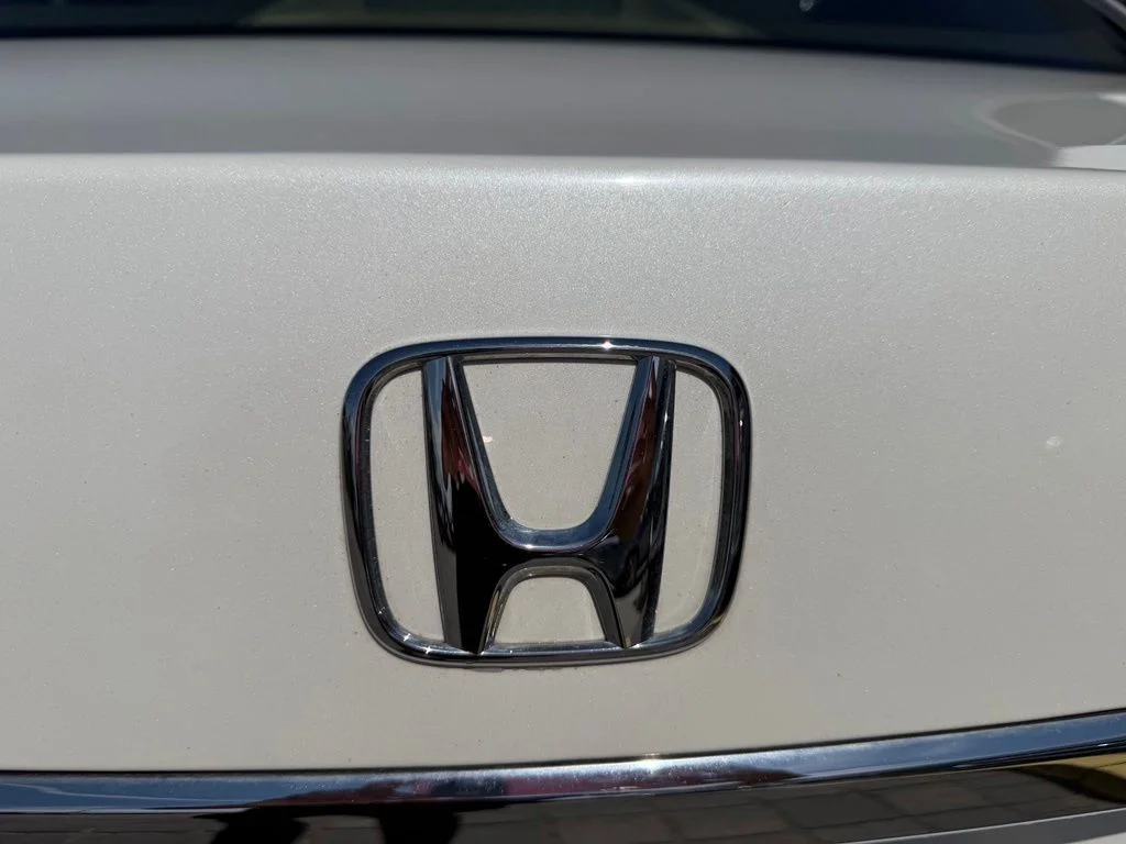 Used 2014  Honda LX image 9