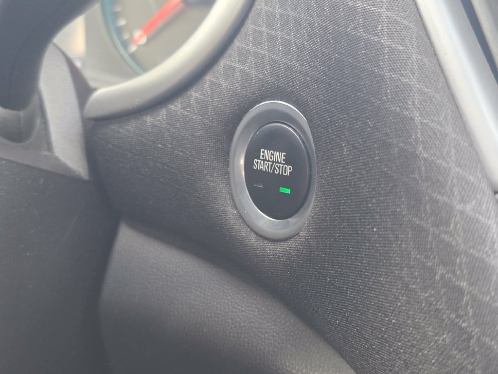 Used 2024 White Chevrolet LT image 35