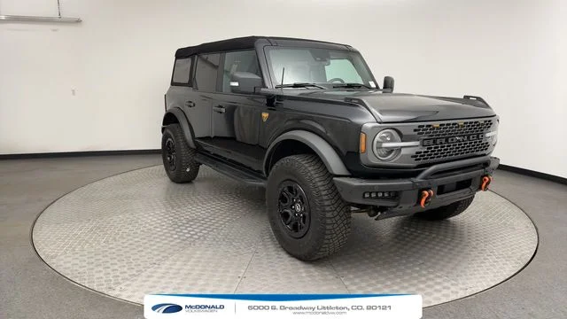 Used 2023 Black Ford Badlands image 8