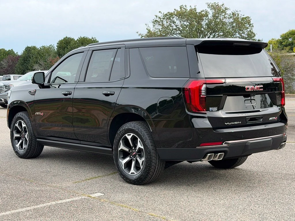 New 2027 Onyx Black GMC AT4 Ultimate image 5