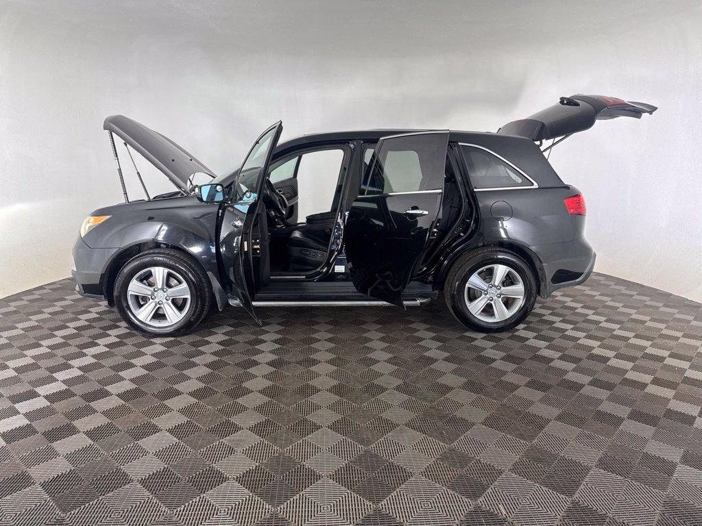 Used 2011  Acura Technology image 14
