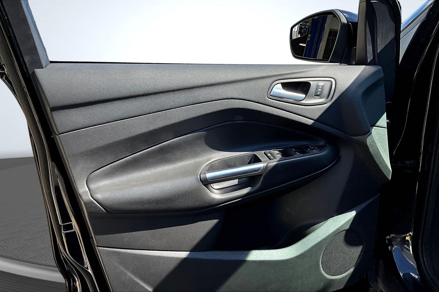Used 2017 Black Ford SE image 18