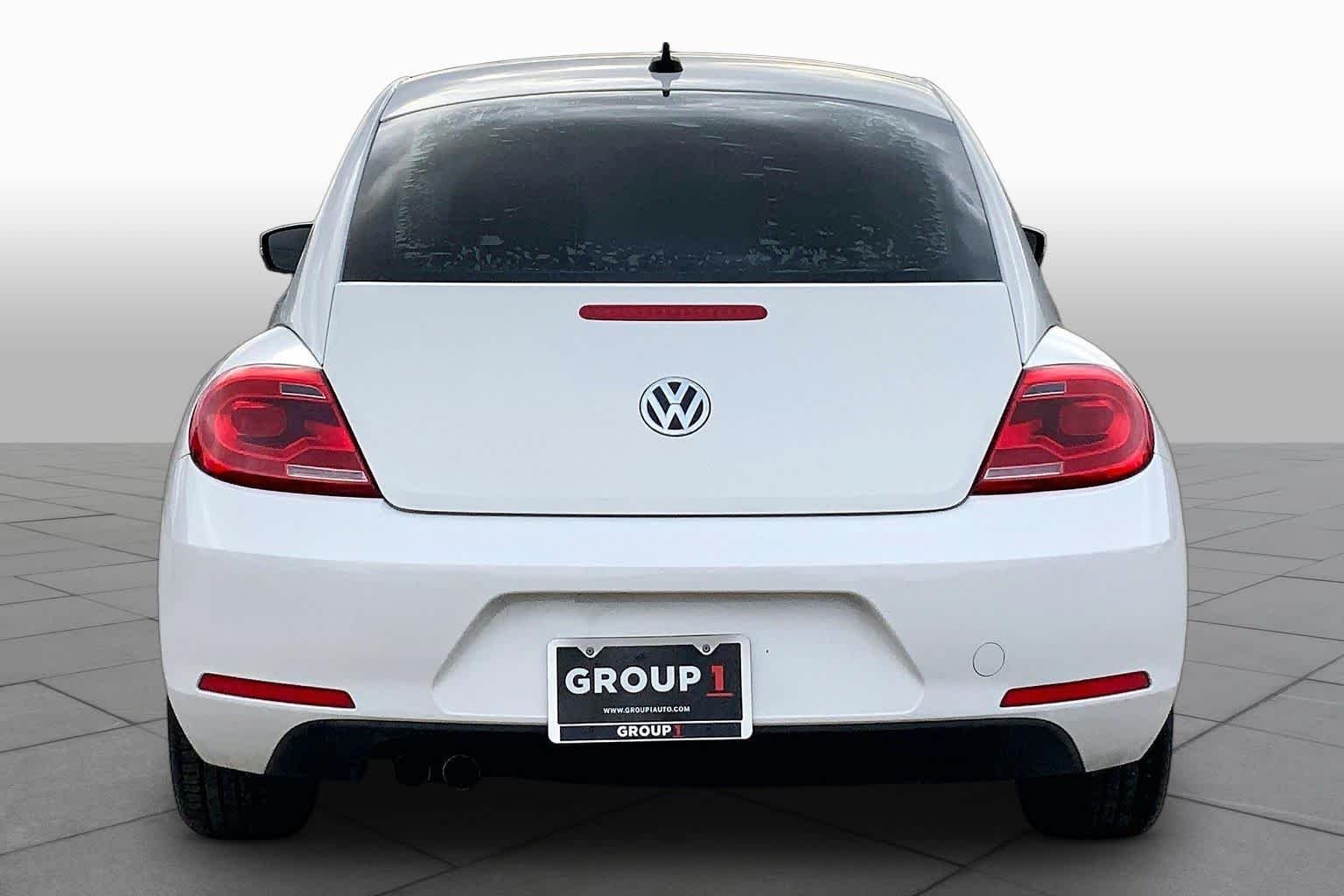 Used 2014 Candy White Volkswagen 2.5L image 5