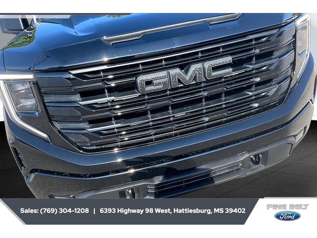 Used 2022 Onyx Black GMC Elevation image 22