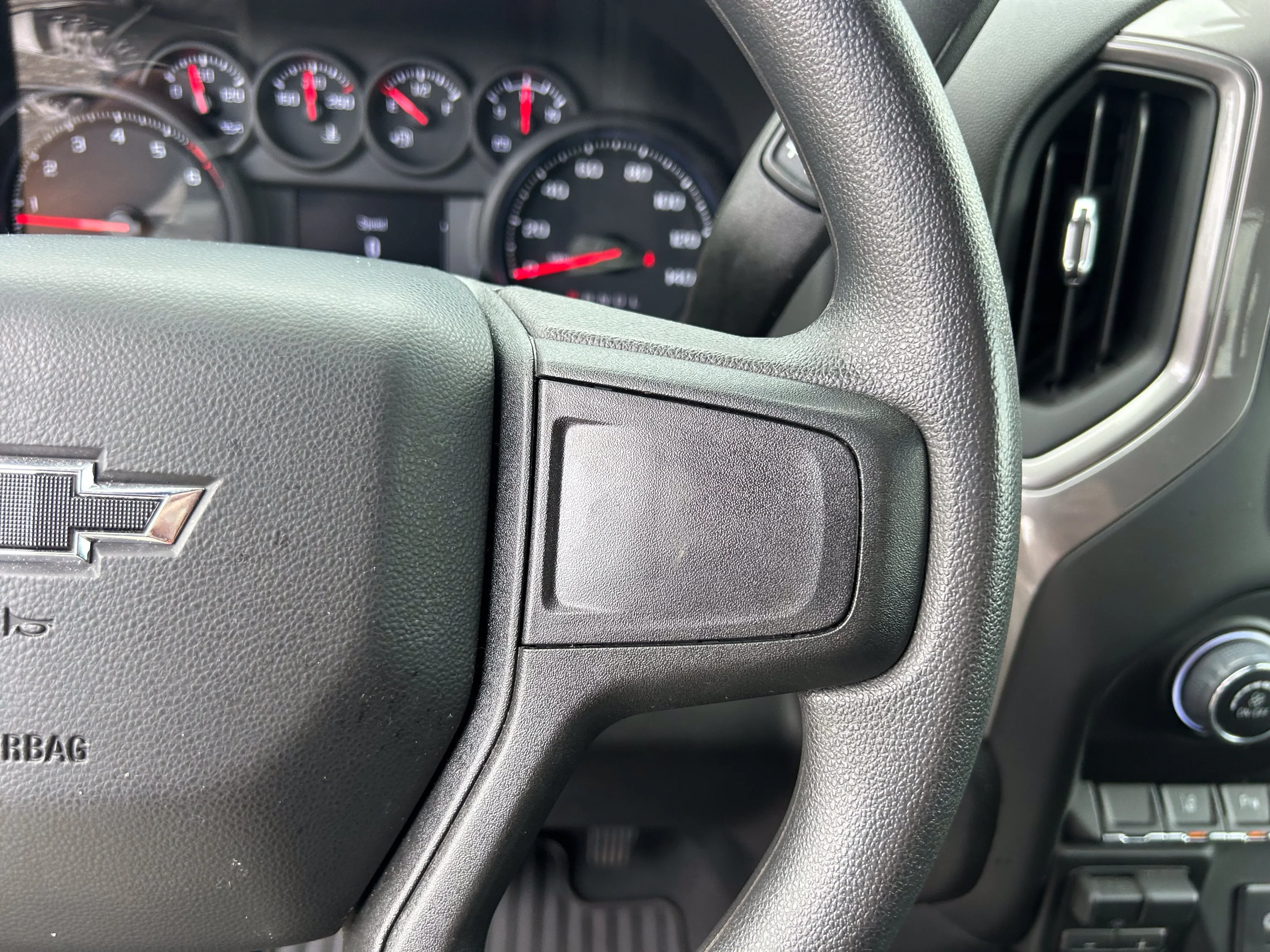 Used 2026 White Sands Chevrolet Custom image 30
