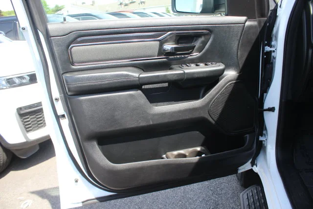 Used 2021 White Ram Big Horn/Lone Star image 21
