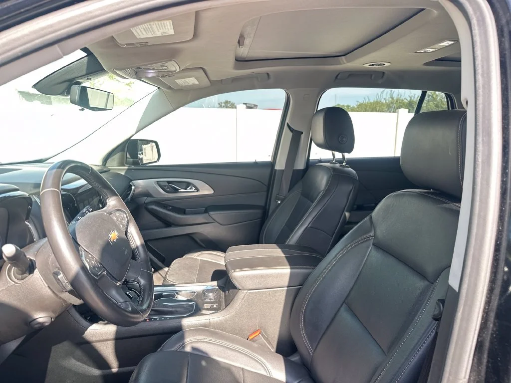 Used 2019 Black Chevrolet Premier image 39