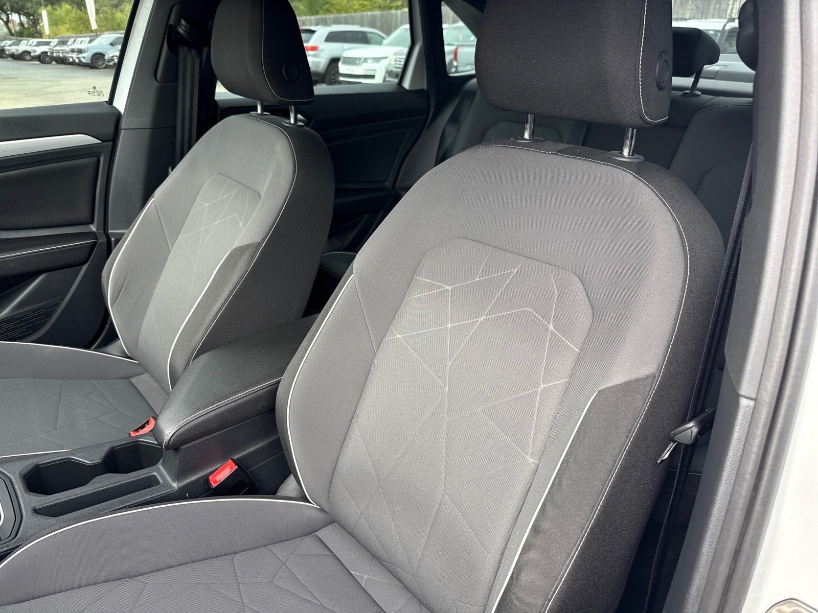 Used 2025 White Volkswagen Sport image 14