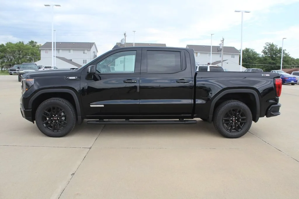 New 2026 Onyx Black GMC Elevation image 6