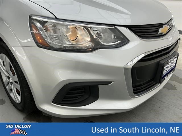 Used 2018 Silver Ice Metallic Chevrolet LS image 26