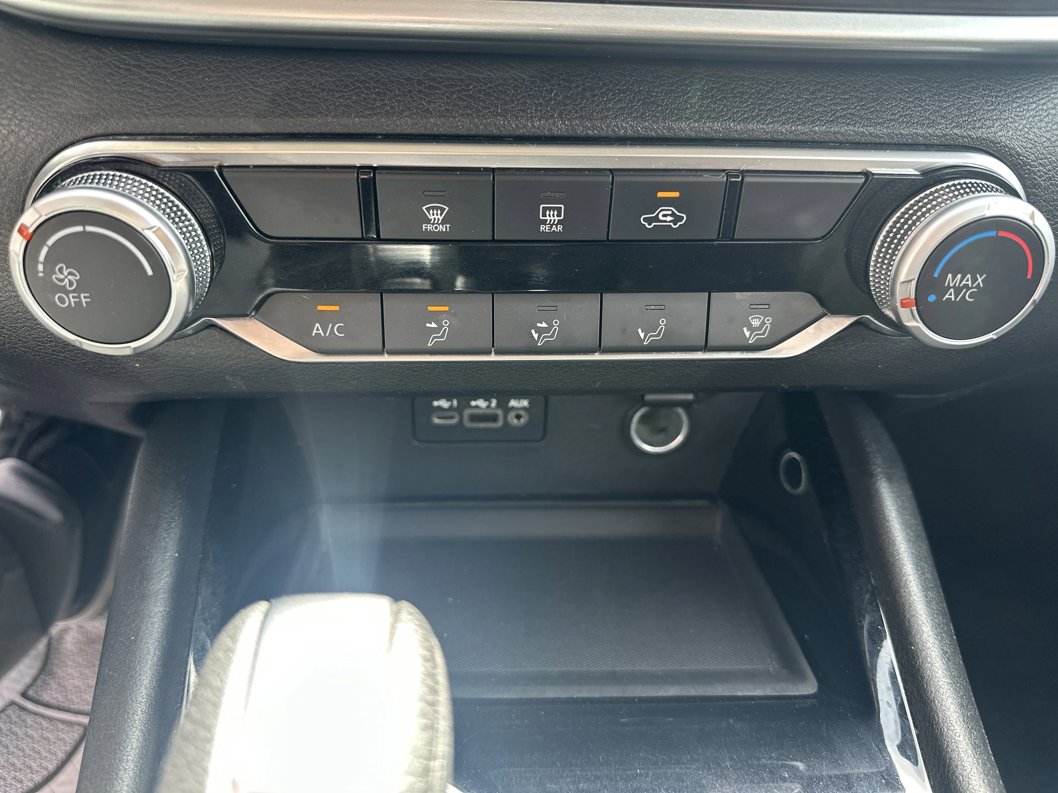 2024 Nissan Altima SV - Photo 15