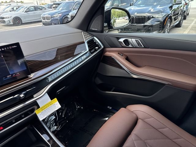 New 2026 Black Sapphire Metallic BMW xDrive40i image 21