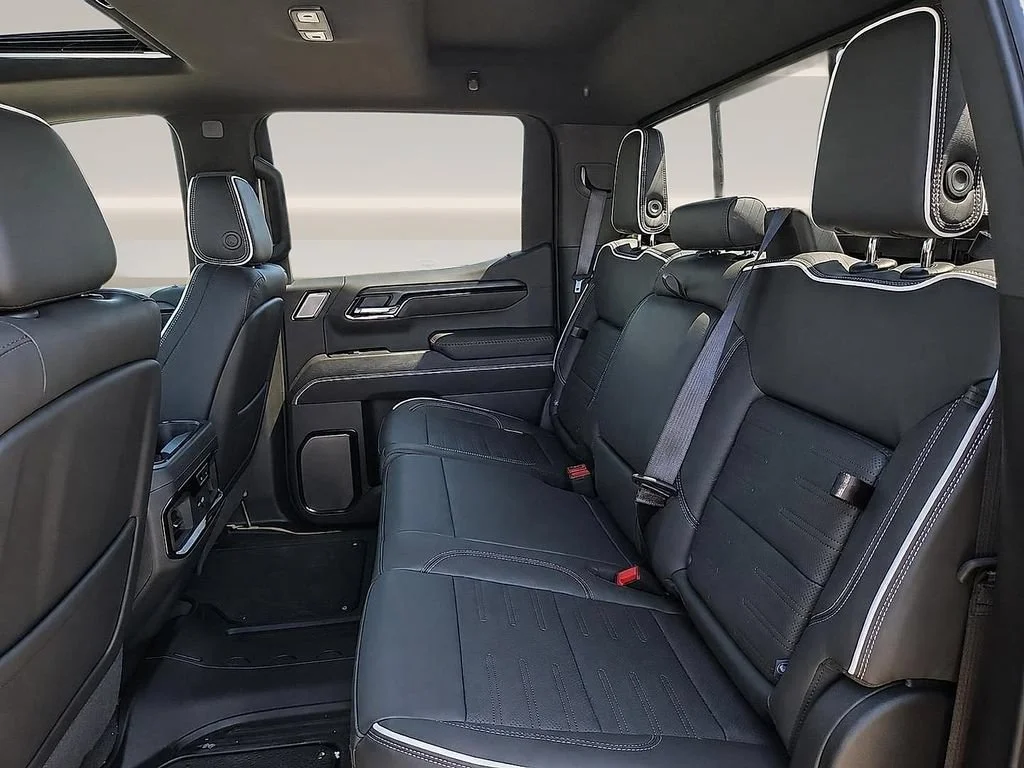 2026 GMC Sierra 1500 AT4X - Photo 11