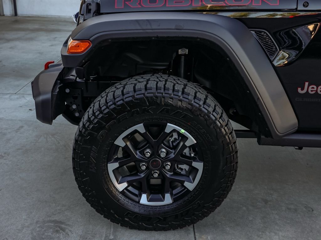 New 2026 Black Clear-Coat Exterior Paint Jeep Rubicon image 10