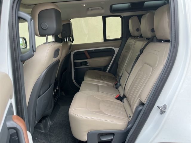 Used 2020 Fuji White Land Rover HSE image 13