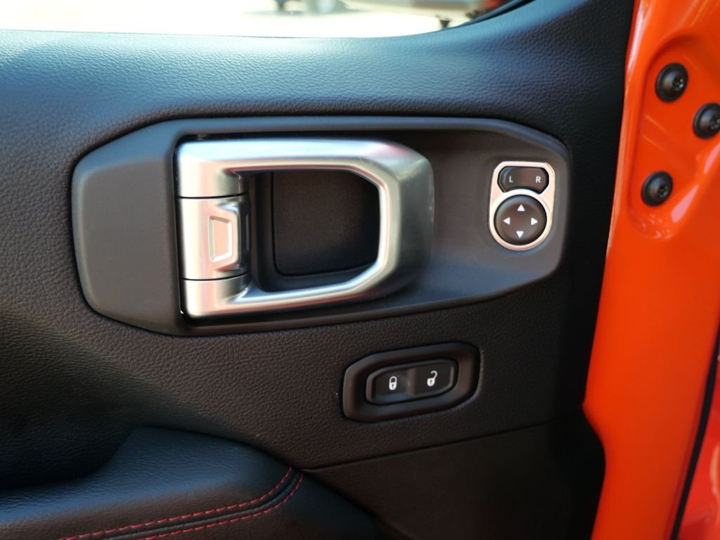 Used 2018 Orange Jeep Unlimited Rubicon image 23