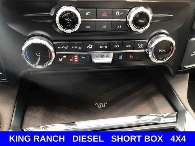 New 2026 Star White Metallic Tri-Coat Ford F-350® King Ranch® image 24