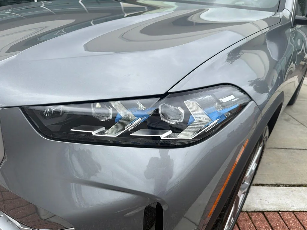 New 2026 Skyscraper Grey Metallic BMW sDrive40i image 11